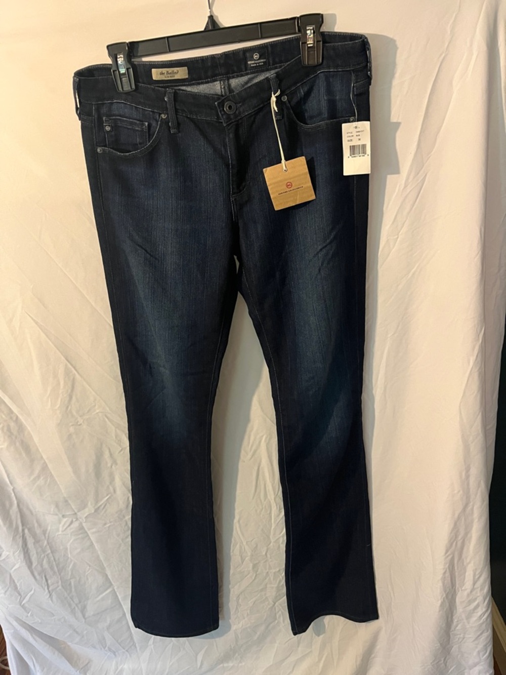 Wimen’s AG NWT Ballard Slim  Bootcut Dark Indigo Jeans